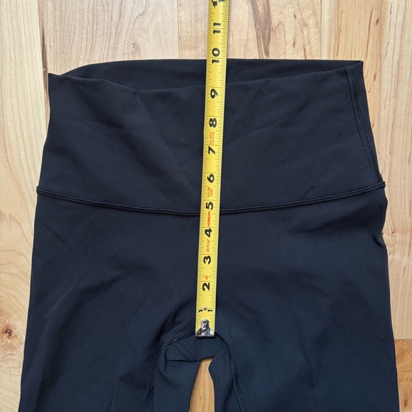 Lululemon Wunder Under Black Crop (Hi-Rise) *Full-On Luxtreme 21" Leggings - Picture 12 of 12
